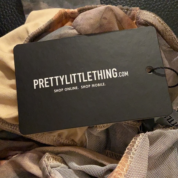 Graphic Bodysuit - Picture 4 of 5